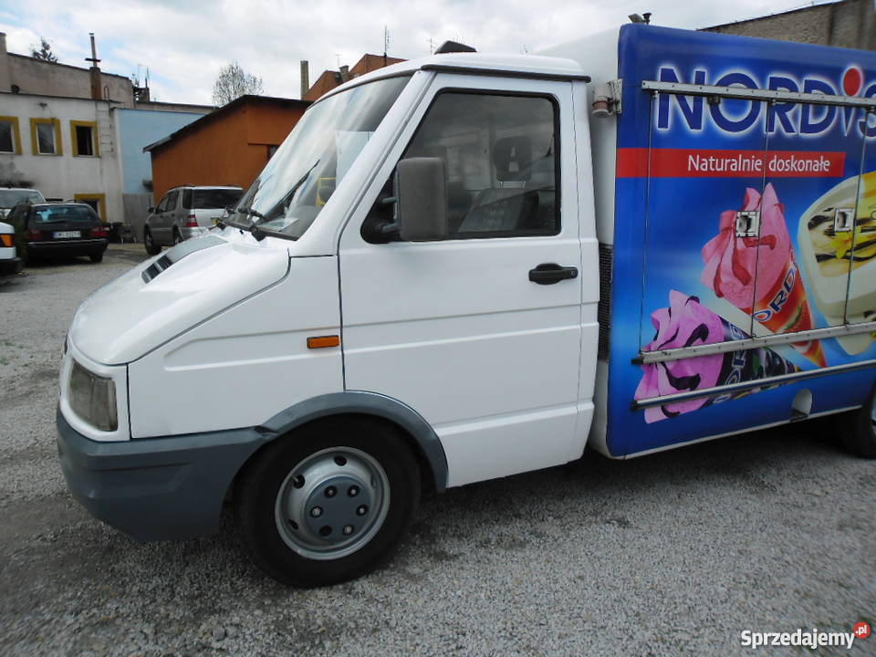 Iveco Daily 3512 28 TD Chłodnia Komorówka 1500kg Głuchołazy