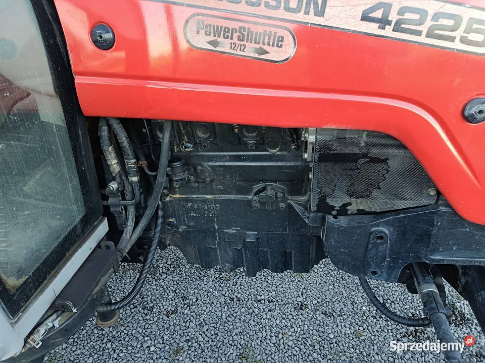 MASEEY FERGUSON 4225 lubelskie Łuszczów Pierwszy