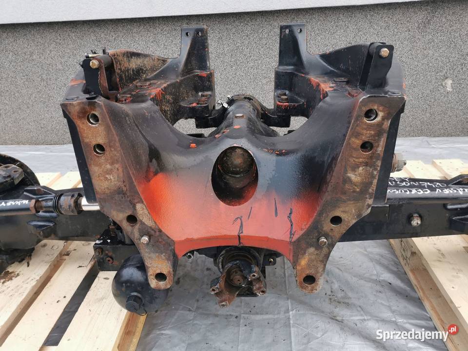 Wspornik osi Massey Ferguson 7480 VT Wilkowo sprzedam