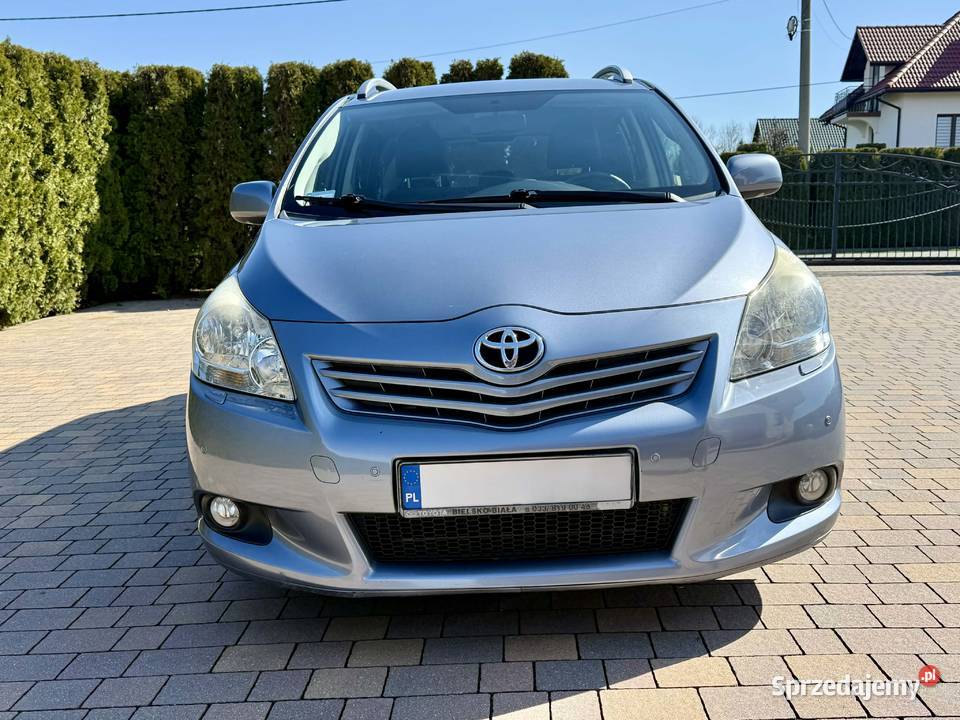 Toyota Verso Pierwszy właściciel obszyte Frydrychowice sprzedam