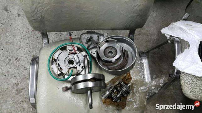 Części WSK wał kartery cylinder kosz sprzęgłowy Części motocyklowe Łańcut