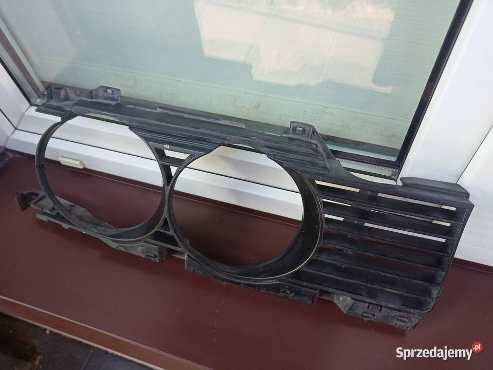 BMW E34 grill atrapa przednia prawa okular łódzkie Sieradz sprzedam