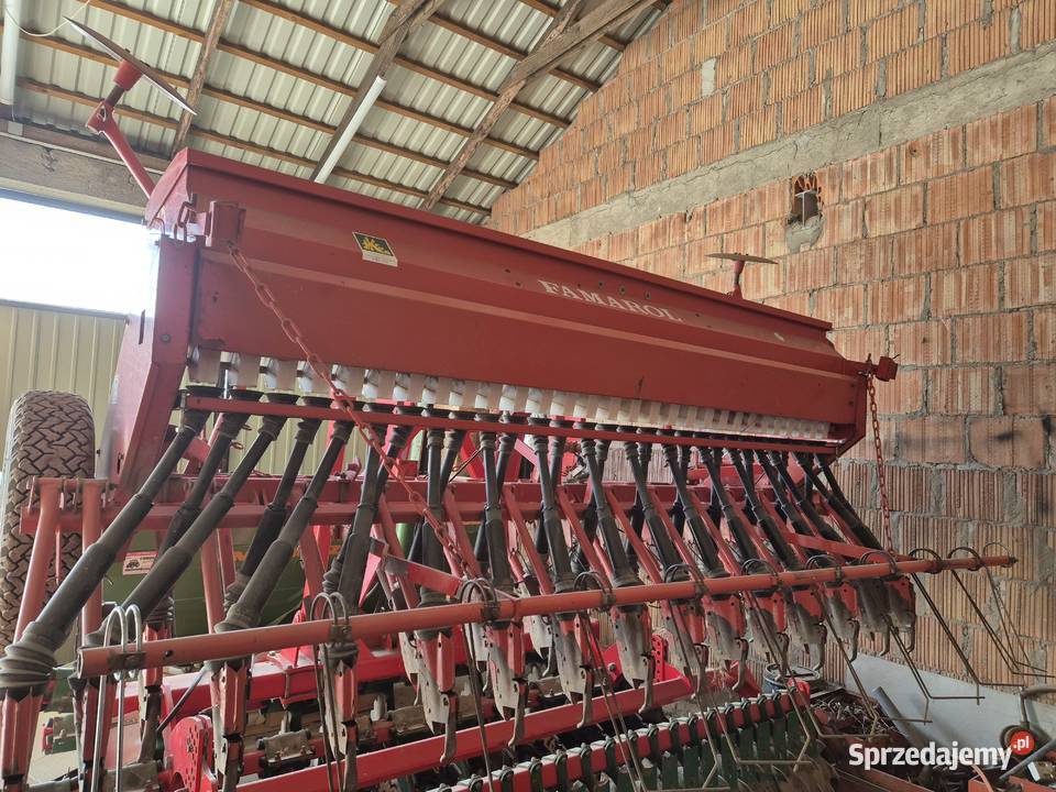 Siewnik FAMAROL 3m nieuszkodzony Wola Krzysztoporska