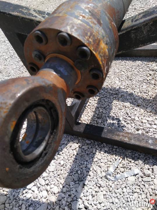 Siłownik Volvo EC 180 210 220 230 240 140 145 Kielce