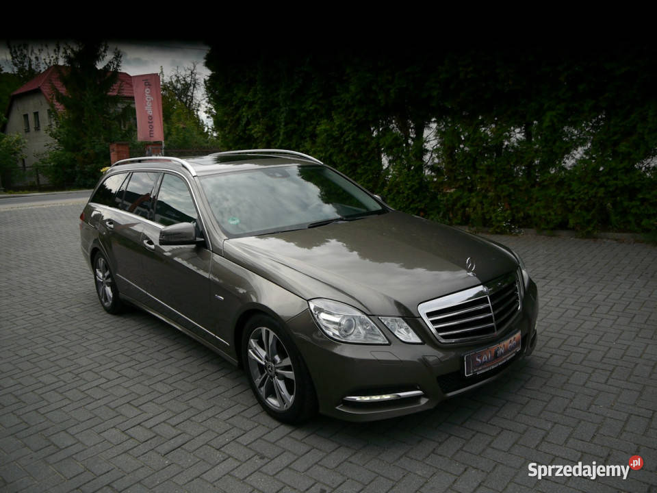 Mercedes E 200 18b Avantgarde Stan idealny wspomaganie kierownicy śląskie