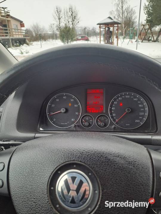 Volkswagen Touran 7 osobowy Rok produkcji 2008 Sułów