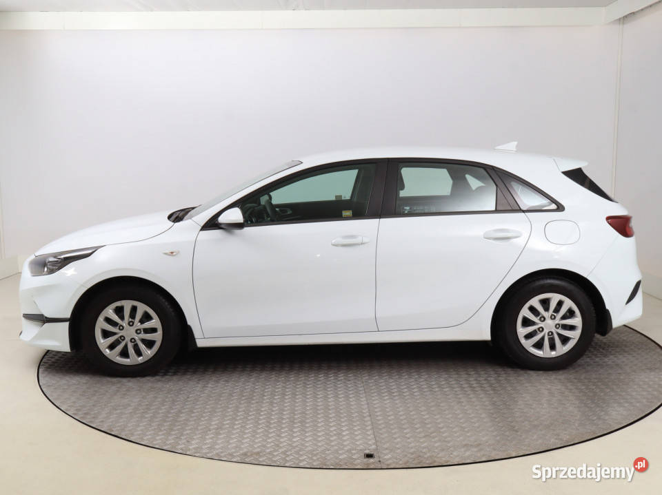 Kia Ceed 10 TGDI nieuszkodzony Bielany Wrocławskie