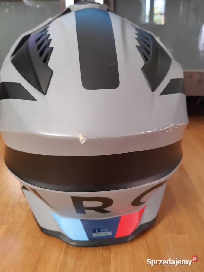 Kask motocyklowy Airoh Commander rozmiar L 3 w Suchożebry