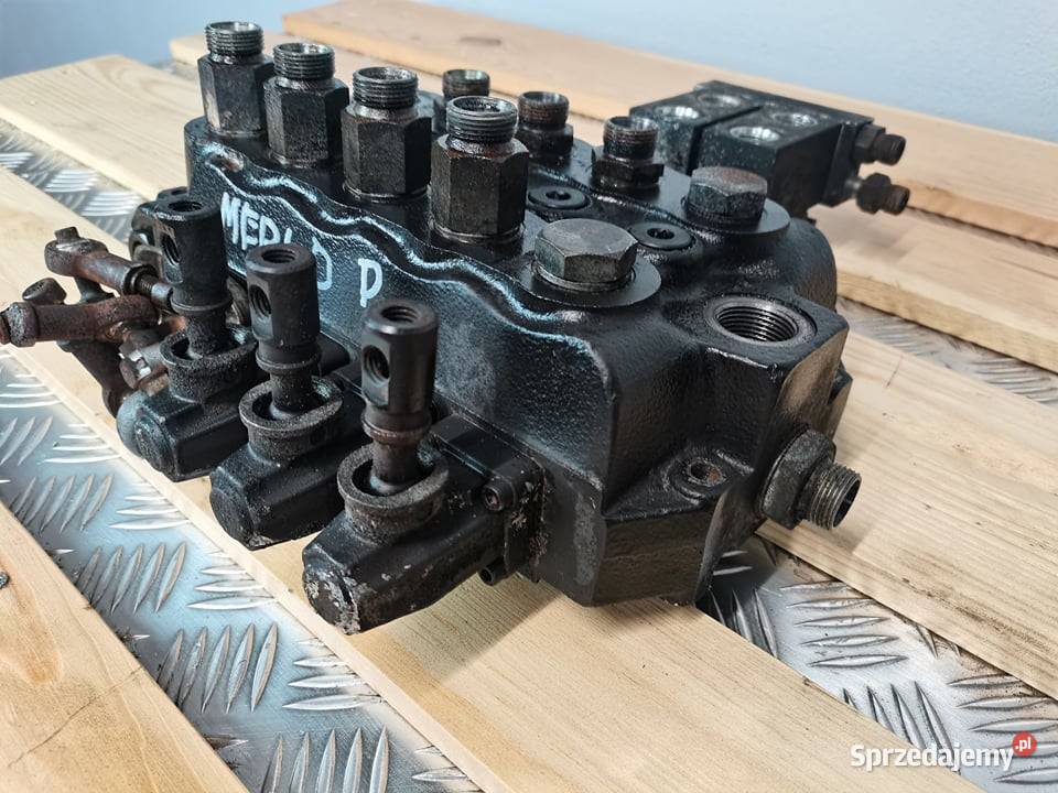 Rozdzielacz hydrauliczny Merlo P Monoblok Wilkowo sprzedam