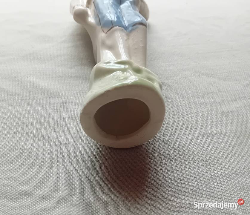 Porcelanowa figurka chłopak w kapeluszu strój z Porcelana i szkło