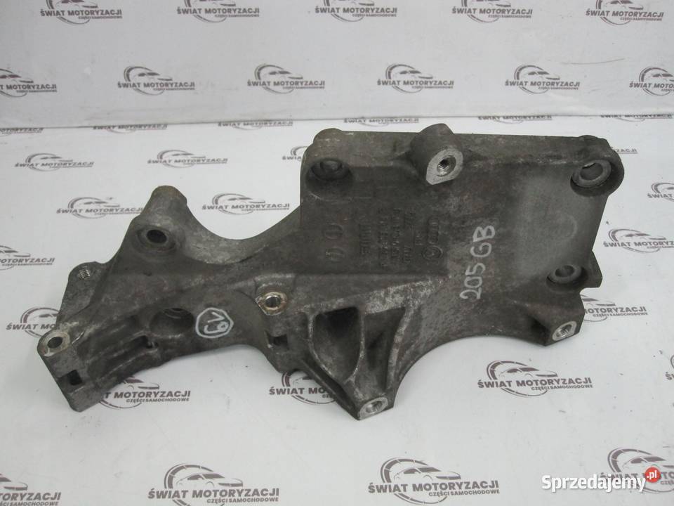 VW PASSAT 20 TDI 08r łapa alternatora 03G903143F