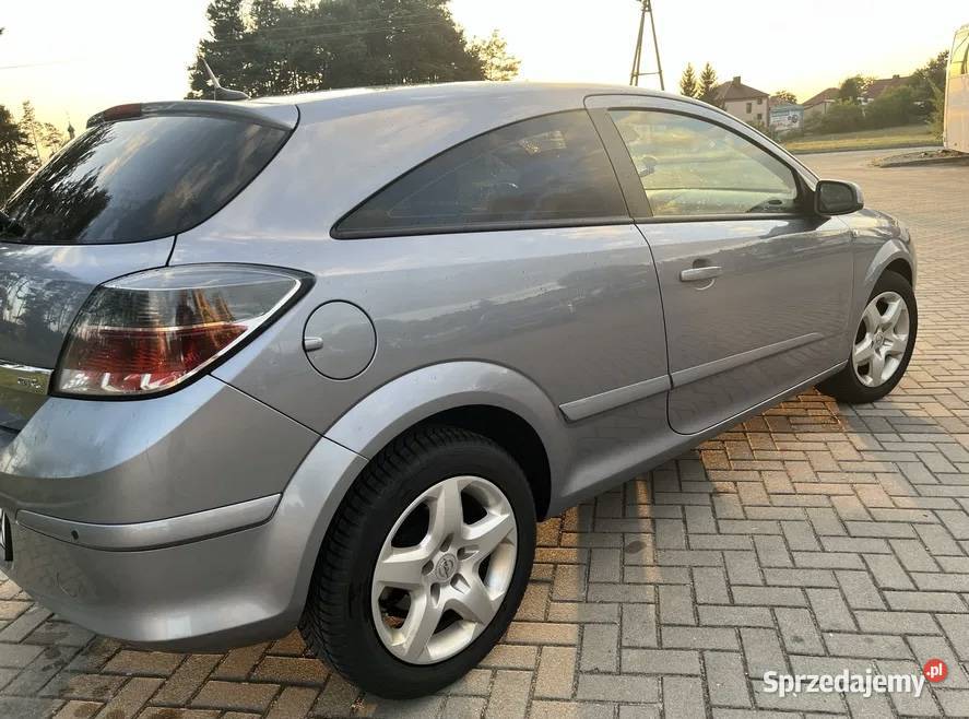 Opel Astra H GTC 2007 17 CDTI Siemiatycze