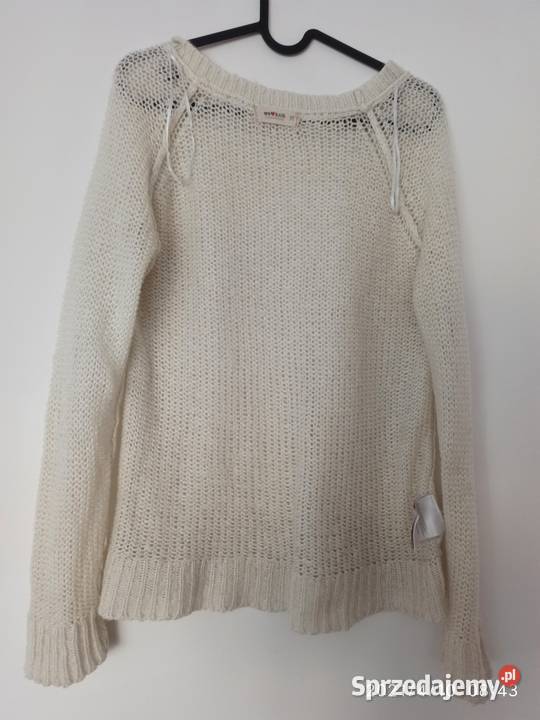 Sweter w jasnokremowym kolorze rozmiar ML lubelskie Radzyń Podlaski sprzedam