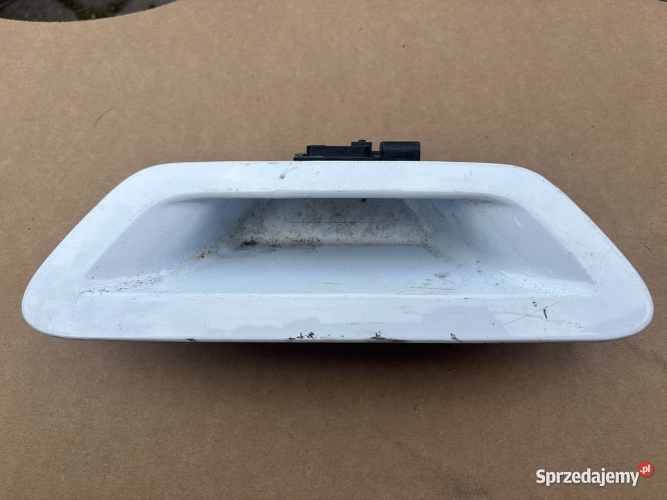 Klamka przycisk klapy bagażnika Ford Kuga MK3