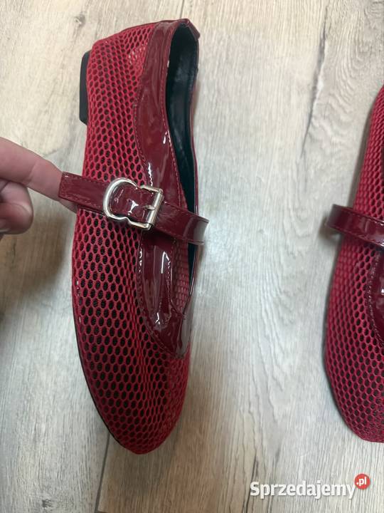 49 Czerwone siateczkowe baleriny wieczorowe z inna Balerinki Kraków