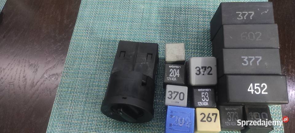 Przekaźniki i przełącznik świateł VW Radom sprzedam