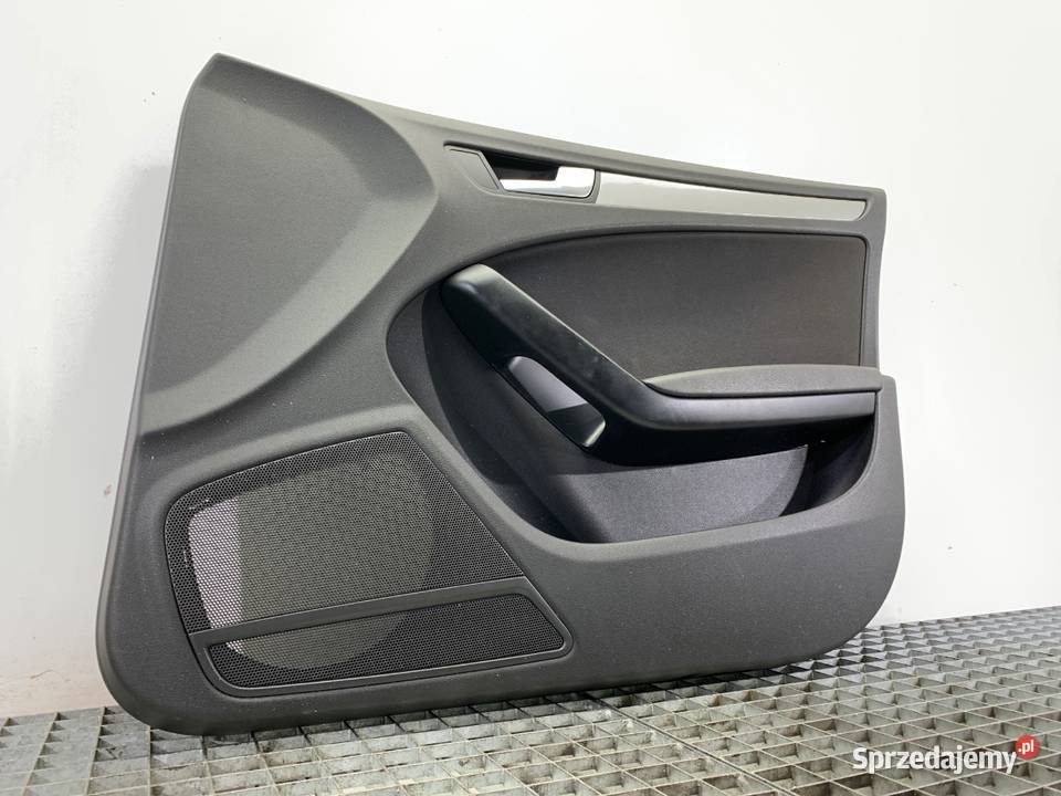 BOCZEK DRZWI PRAWY PRZÓD AUDI A4 B8