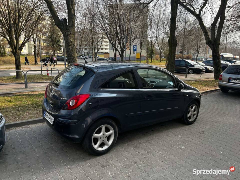 Opel Corsa 13 CDTI 2006 opłaty na Radom
