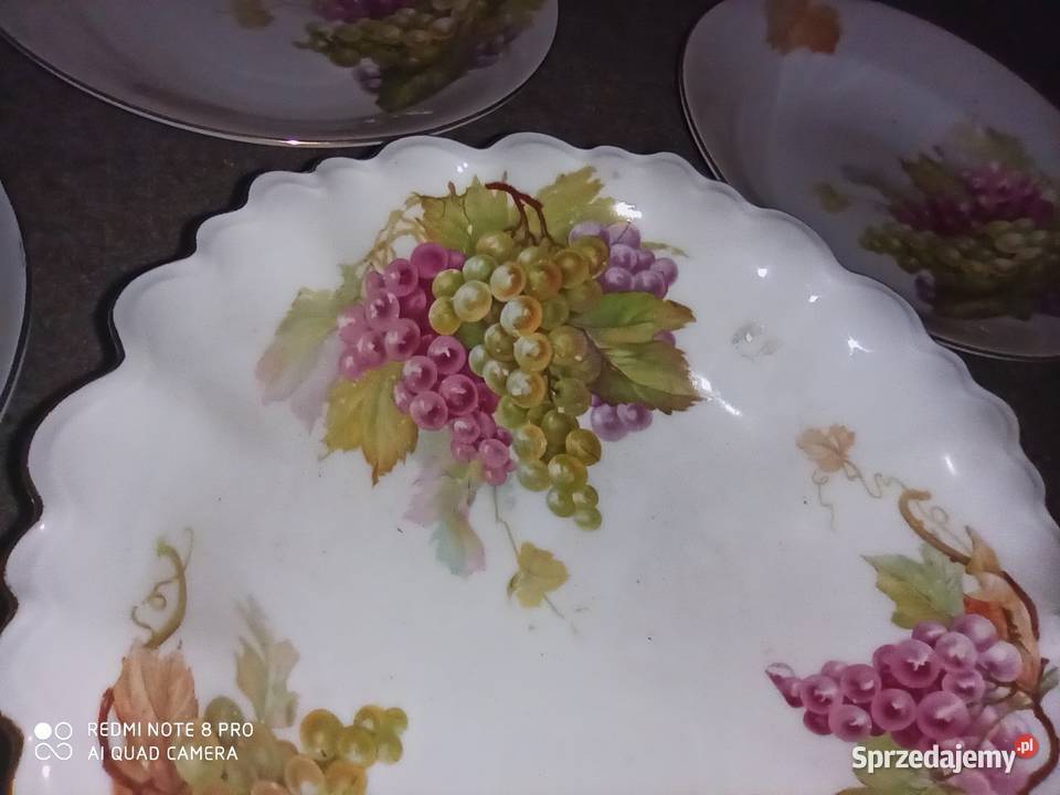 Porcelanowa misa z winogromi
Z 6 miseczkami Gdańsk sprzedam