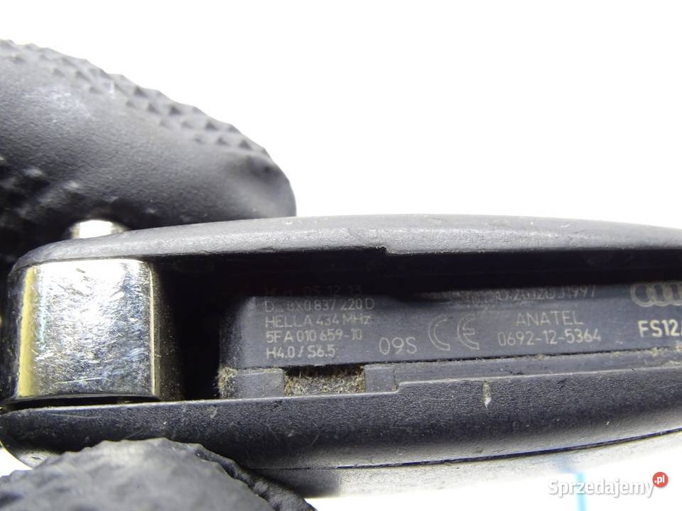 KLUCZYK PILOT NADAJNIK 434 MHZ 8X0837220D AUDI