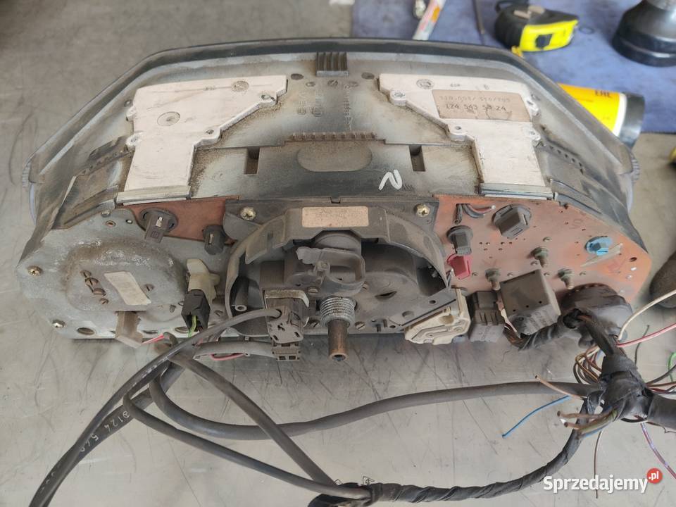 Licznik Mercedes 124 świętokrzyskie Końskie