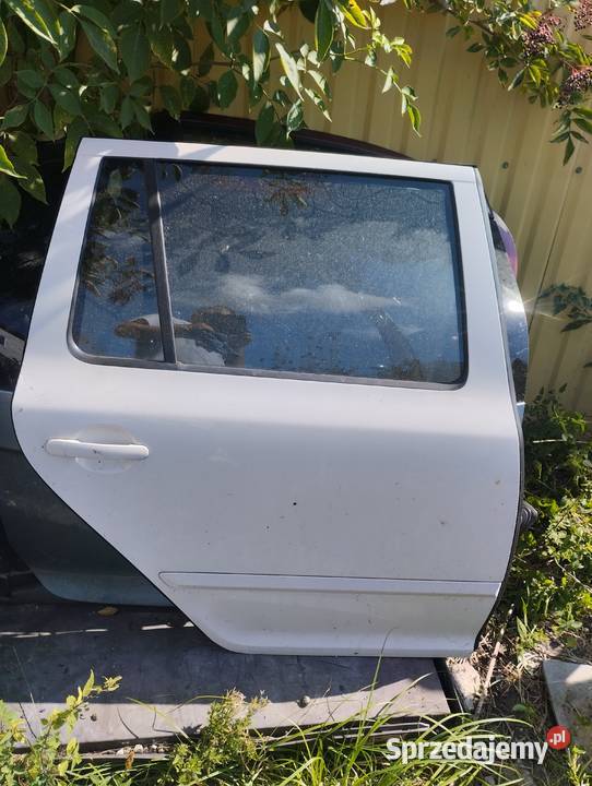 drzwi tylne prawe skoda octavia 2 lift Drzwi Karoseria pomorskie Gniew