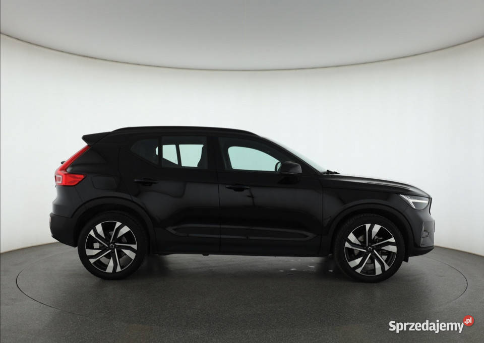 Volvo XC40 B4 Piaseczno