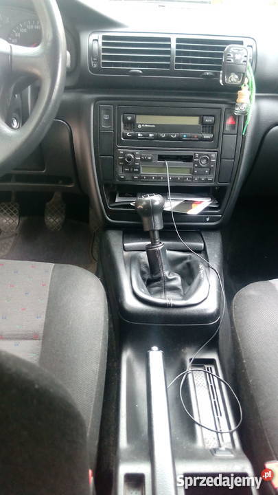 Volkswagen Passat B5 1998 klima 15 benzyna poduszka powietrzna Wrocław