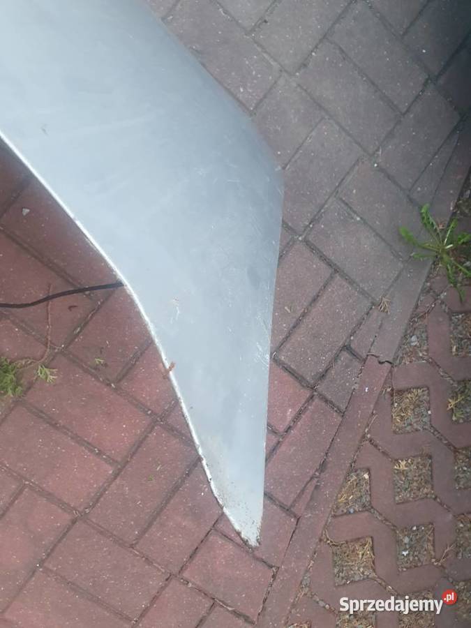 Klapa bagażnika mercedes 190