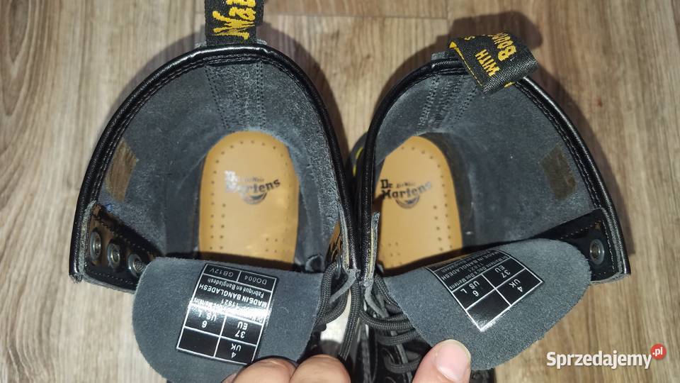 Dr Martens 11821 UK4 3738 24 buty Skóra wysokie