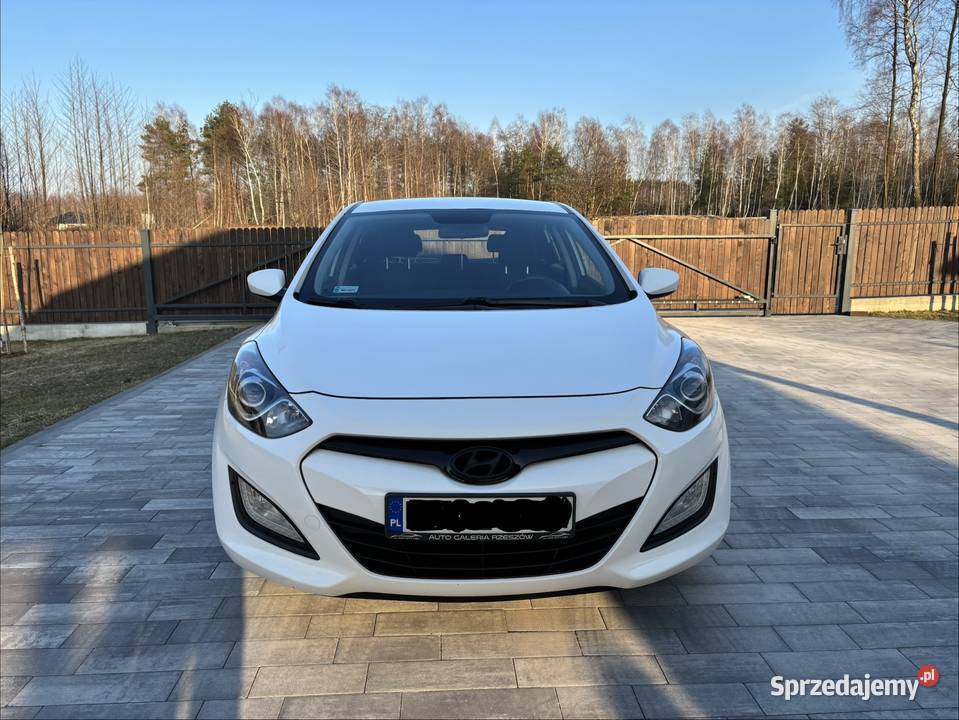 Hyundai i30 14bgaz gniazdo USB Widełka