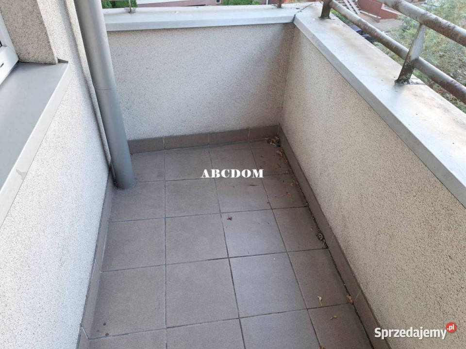 Żabiniec 2 pokoje 2 balkony garaż komórka blok Sprzedaż