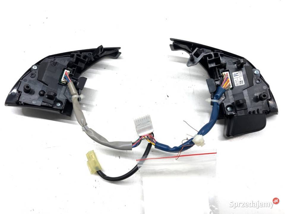 PRZEŁĄCZNIKI KIEROWNICY MULTIFUNKCJA MAZDA 6 GJ osobowe podkarpackie