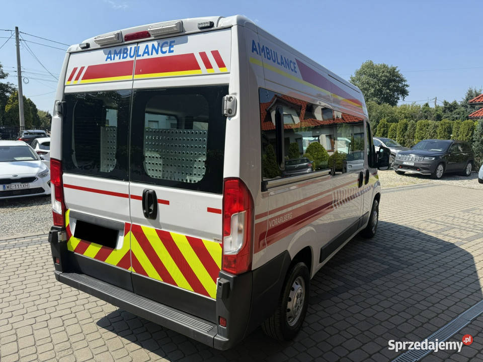 Fiat Ducato Ambulans Rampa VAT marża Orzech
