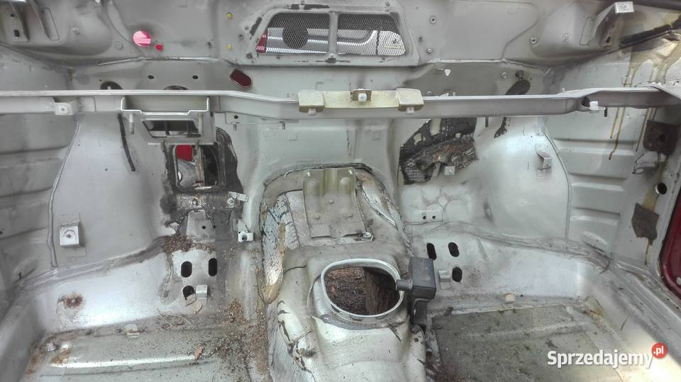 Nadwozie kombi plyta podlogowa podluznicepolonez Suskowola