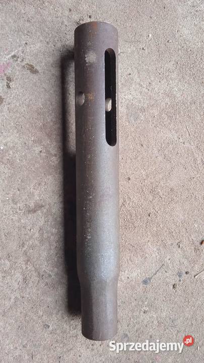 Ursus C330 C328 wieszak lewy sama rura PRL Bychawa