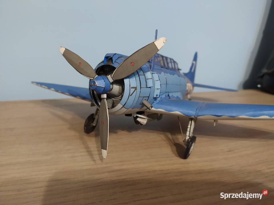 Model 133 bombowca SBD 8 Dauntles karton Wrocław