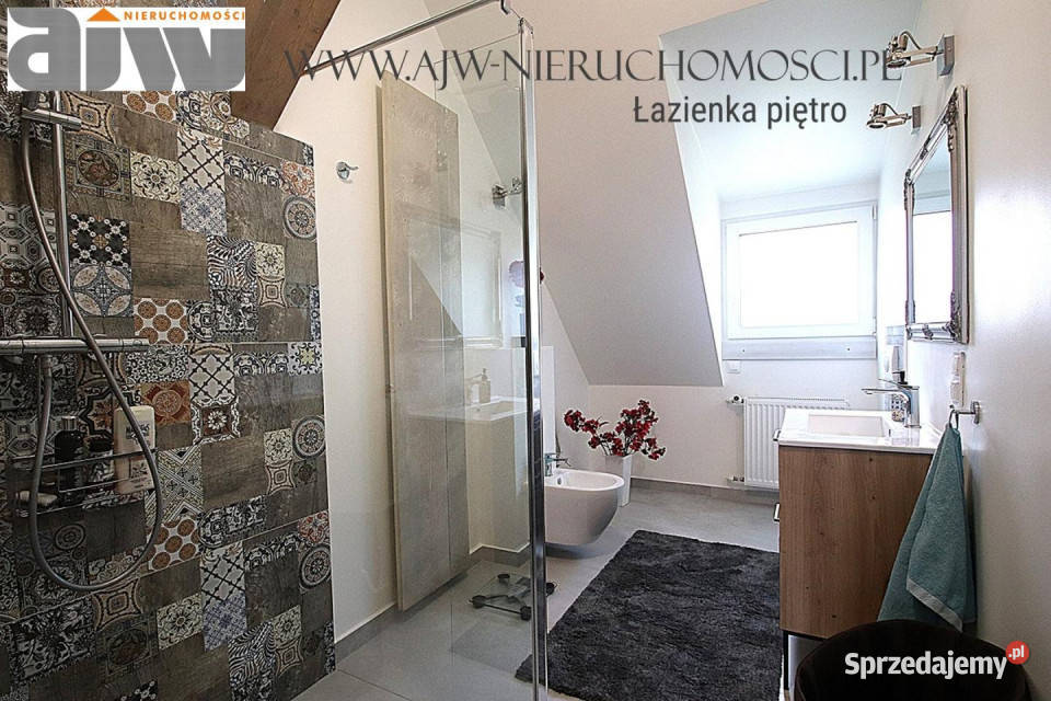 Sprzedaż domu wolnostojącego 165m2 Izabelin C Liczba pokoi 6