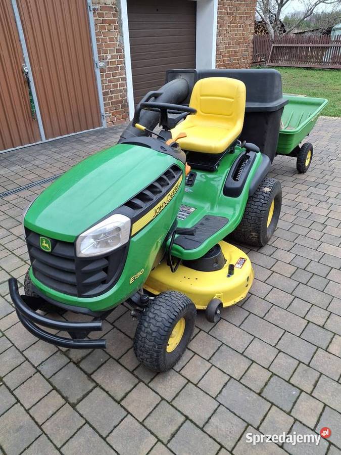 John Deere D130 kosze przyczepka 8Y Tuszyma sprzedam