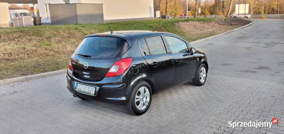 Opel Corsa 14 benzyna 87 2014r Klima Tempomat 1398cm3 Dąbrowa Górnicza sprzedam