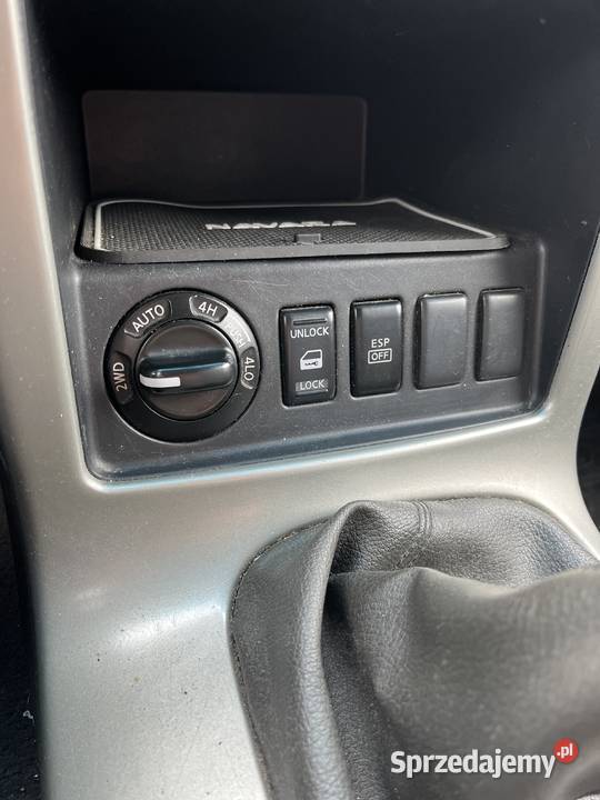 NISSAN PATHFINDER DOINWESTOWANY Łańcut sprzedam
