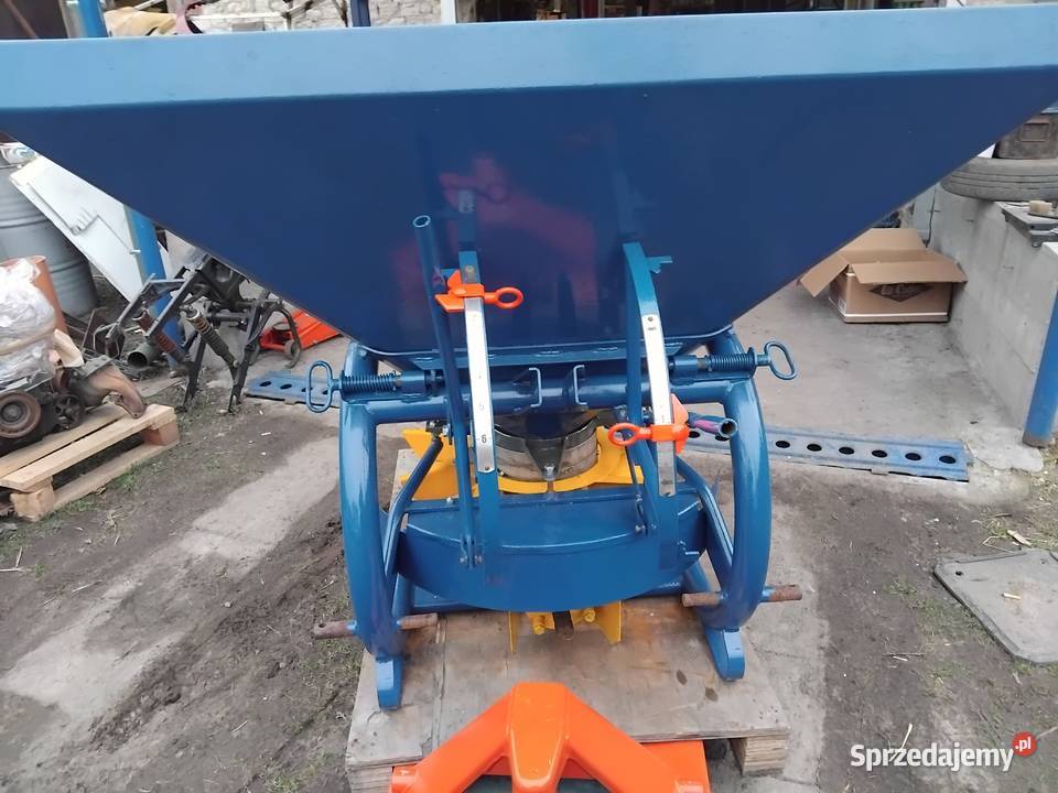 Rozsiewacz nawozów BAGBELLE BL 500 Adamin