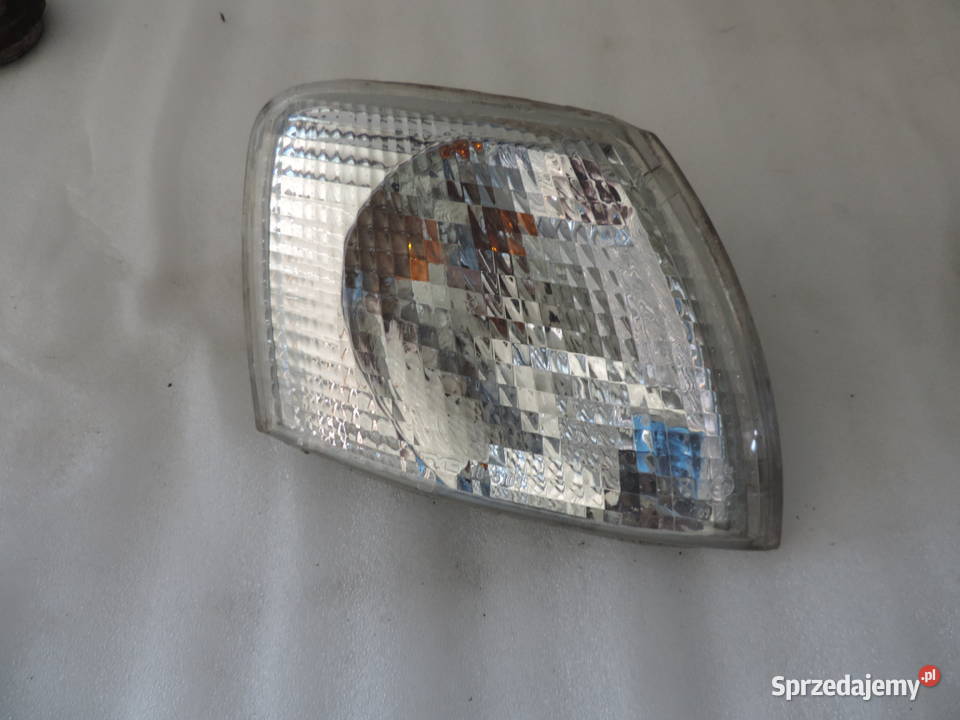 Kierunkowskaz prawy Volkswagen Passat B5 1998r Rok produkcji 1998 Nowy Sącz