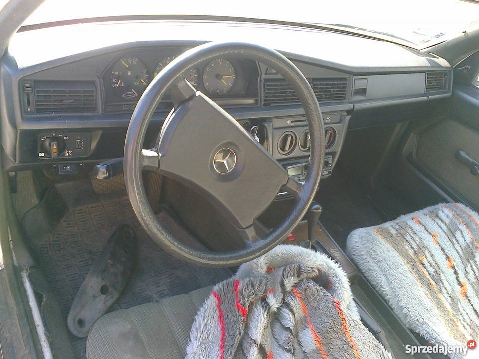 Mercedes 190 W201 1982 wąska listwa Zarejestrowany w Polsce Celestynów sprzedam