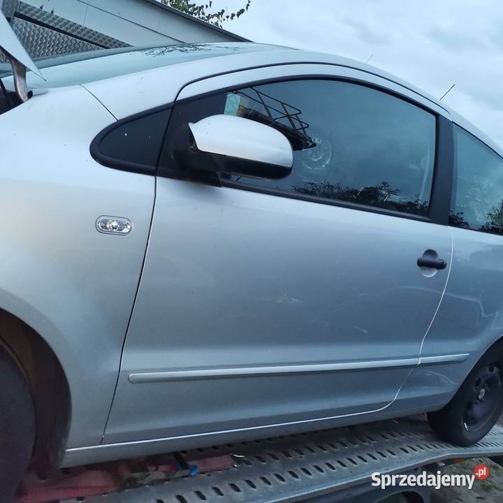 Volkswagen Fox ma części sprzedam