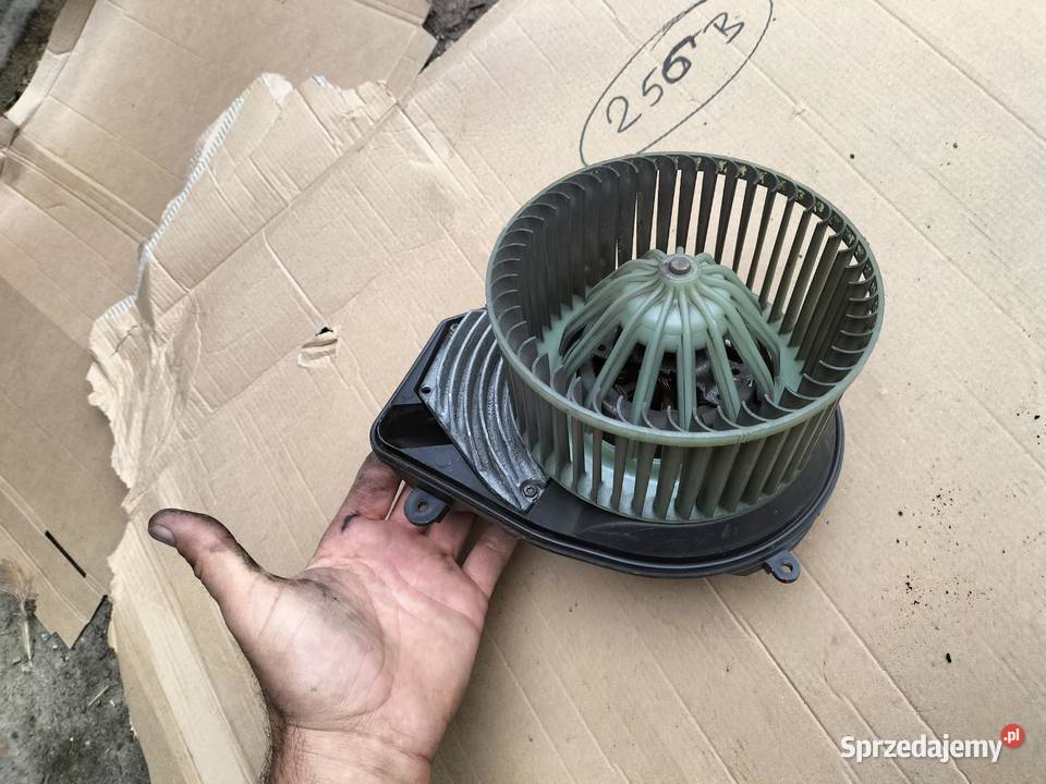 VW PASSAT B5 AUDI A4 740221233F 8D1820021 osobowe Kamień-Kolonia