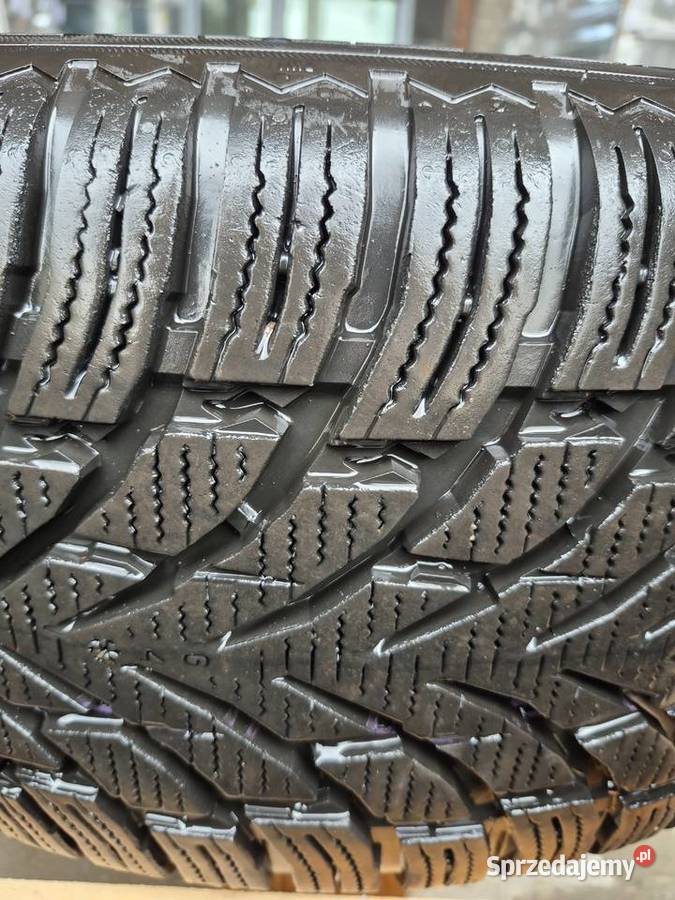 Opony zimowe Nokian 2355517 Samochodowe Brutus