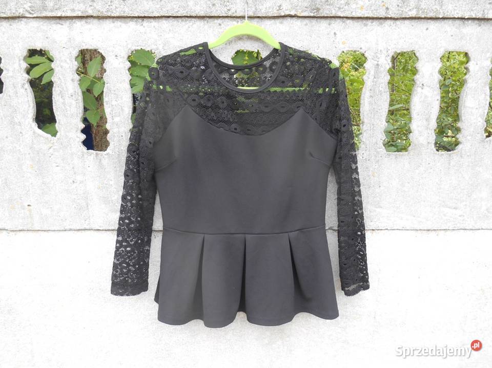 Czarna Bluzka 40 L z koronką z falbanką Dębica