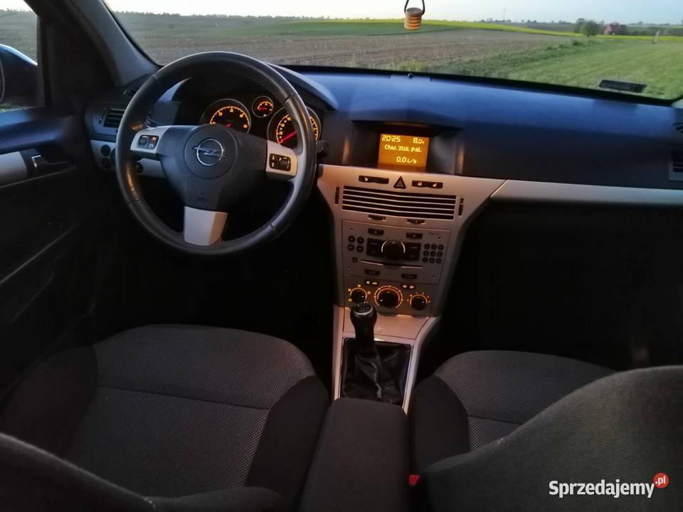 Opel Astra H Hatchback 19 CDTI manualna Motoryzacja kujawsko-pomorskie Chełmża
