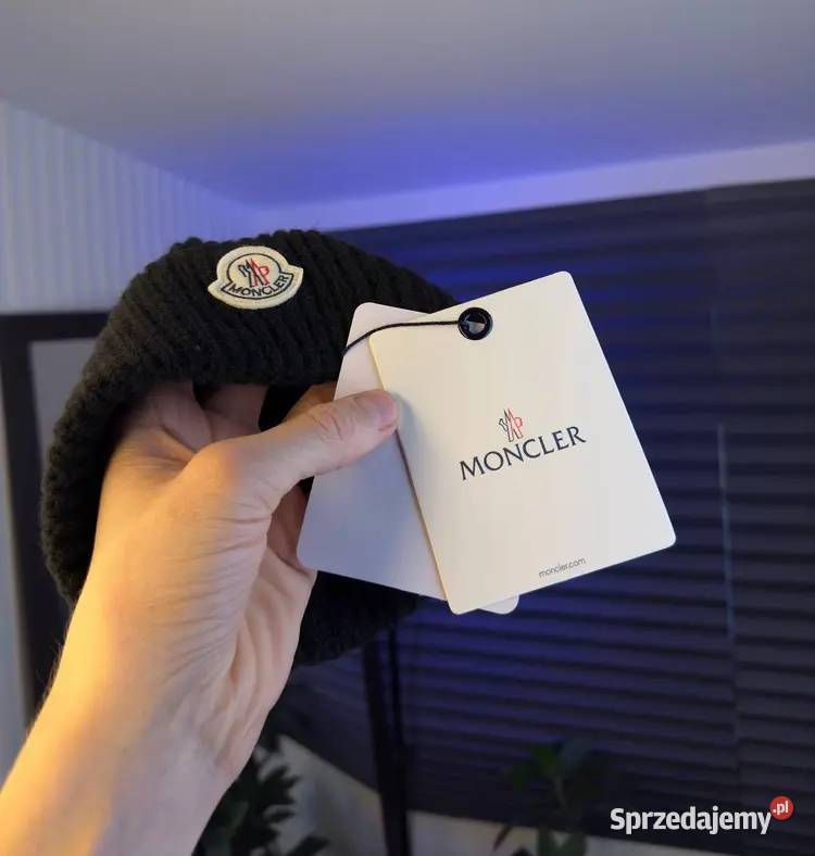 Czapka Moncler unisex nowa kolekcja sprzedam